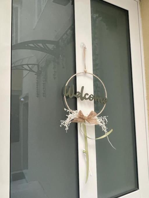 Casa Vacanze Viale Miramare 31- Delizioso Mini Loft Industrial Trieste Exterior foto